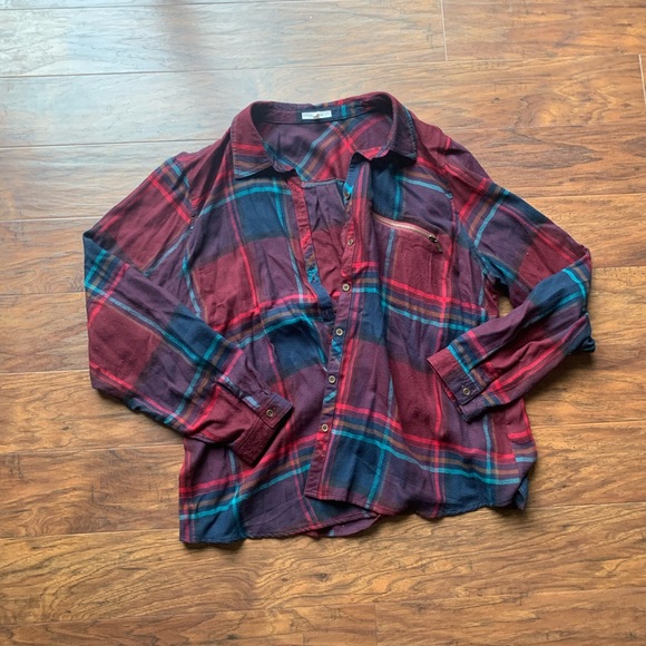 Maurices Tops - Maurices Red & Navy Flannel
